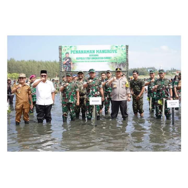 Kepala Staf Angkatan Darat tanam 64.500 Bibit Mangrove Secara Serentak di seluruh Wilayah Prov. Aceh.