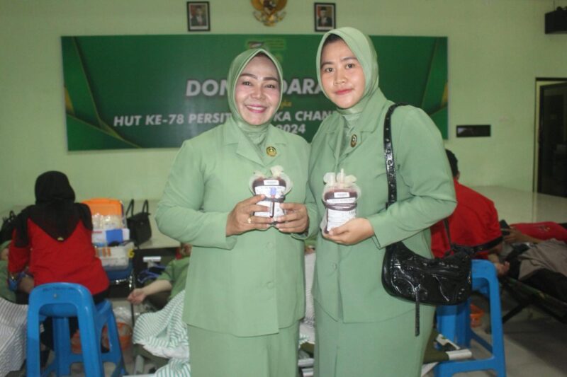 Peringati HUT Persit Ke 78, Persit Kodim 1009/Tanah Laut Gelar Bakti Sosial Donor Darah