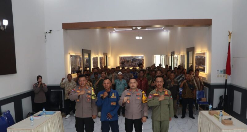 Tingkatkan Kamtibmas, Kapolres Pasuruan Berikan Pembinaan Kemampuan Kepada Kasat Kamling
