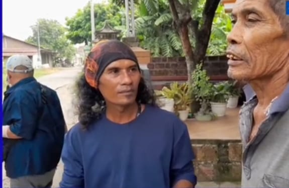 Warga Geger Jalan Rusak Parah di Dsn Kedung klinter RT. 1.2.3.RW 4, DS Canggu, Kec. Jetis Mengakibatkan Korban Berjatuhan