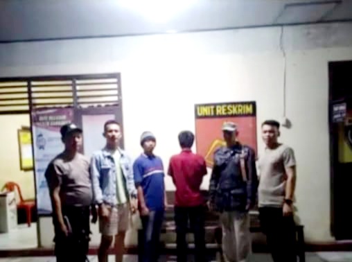 Polisi Baradatu Ringkus pelaku penipuan dan penggelapan sepeda Montor  Di taman