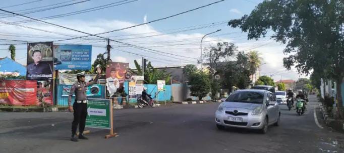 Antisipasi  Jalur Wisata Menuju Pangandaran, Pos  Pan Tanjungsukur Melaksanakan Pengaturan  Arus Lalu Lintas