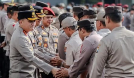 Kapolrestabes Surabaya Gelar Halal Bihalal Bersama Personil di Mapolrestabes