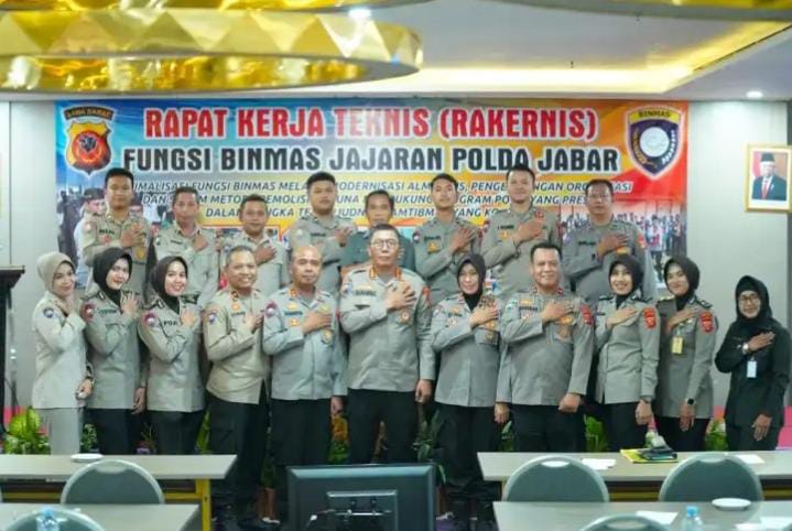 Dir Binmas Polda Jabar Kombes Pol. Gunarso membuka kegiatan Rakernis fungsi Binmas tingkat Polda Jabar tahun 2024