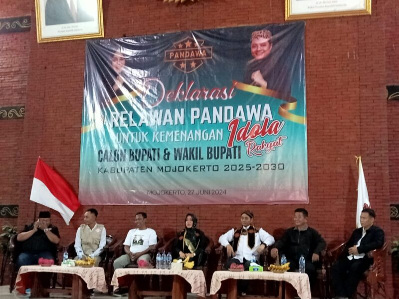 Bupati Mojokerto Ikfina Fahmawati, M.Si Deklarasikan Relawan Pandawa dan Penandatanganan Korcam Pandawa Se-Kabupaten Mojokerto 2025/2030