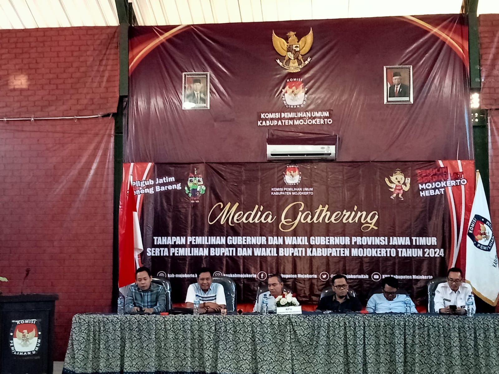 Komisi Pemilihan Umum Kabupaten Mojokerto Gelar Media Gathering Bahas Tahapan Pemilihan Gubernur dan Wakil Gubernur Jawa Timur serta Pemilihan Bupati dan Wakil Bupati Mojokerto Tahun 2024