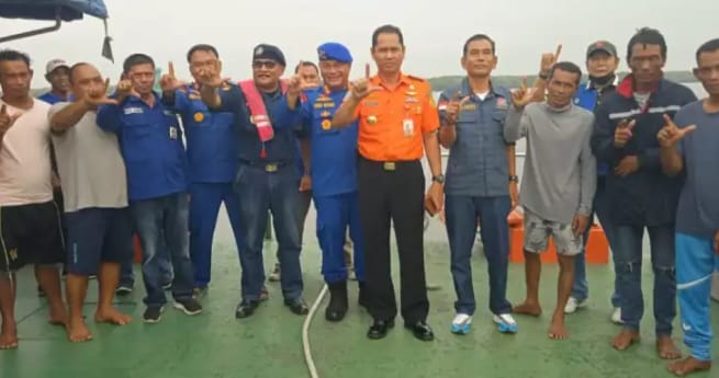 Sehari Semalam Terapung Di Laut, Nelayan Berhasil Diselamatkan