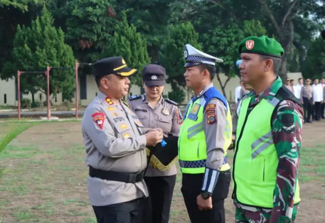 Apel Gelar Pasukan Ops Patuh Toba dengan tema “Tertib Berlalu Lintas Demi Terwujudnya Indonesia Emas.