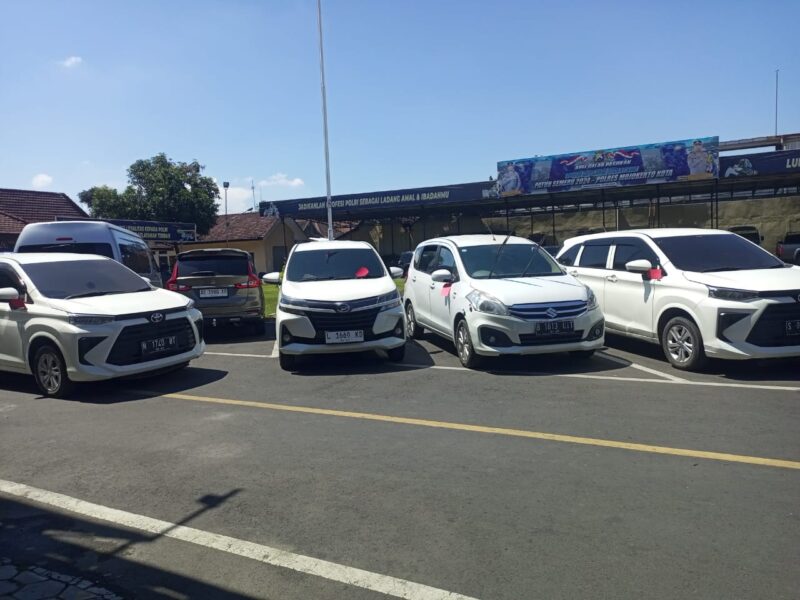 Tangkap pelaku pengelapan dan penipuan.Mobil Rentalan