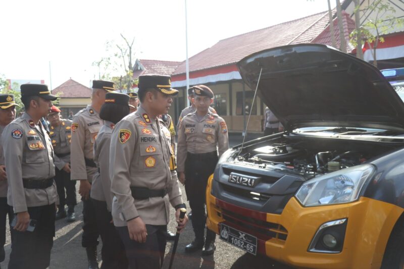Kapolres Sampang Cek Ranmor Dinas, Pastikan Siap Dipakai Pengamanan Pilkada 2024