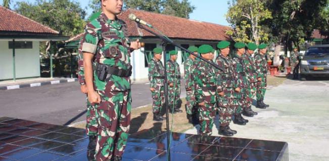 Kodim 1620/Loteng Gelar Apel Gabungan Dengan Seluruh Jajaran