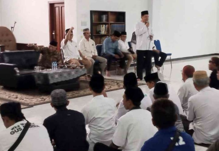 Kyai Asep Percaya Bawa Di kecamatan Sooko Kab Mojokerto.90/Persen .Untuk Tim Mubarok.Menang