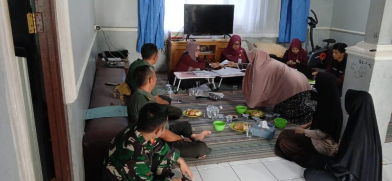Upaya Pemutakhiran Data Kependudukan bagi Warga Panti Asuhan Amal Shaleh oleh Kodim 1008 dan Disdukcapil
