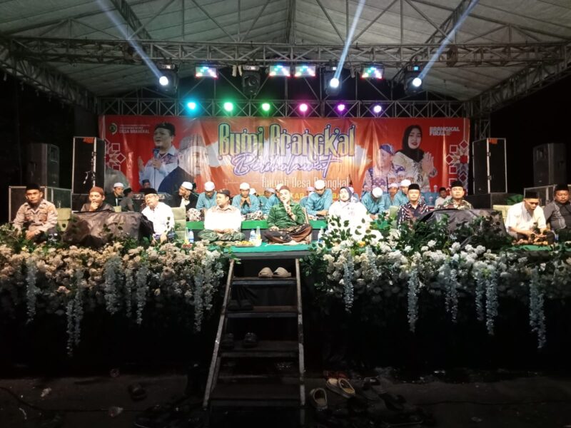 BUMI BRANGKAL BERSHOLAWAT: MENYATUKAN HATI MEMBANGUN DESA DENGAN CAHAYA SHOLAWAT