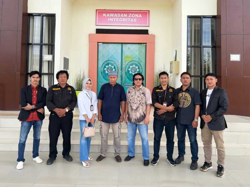 Kuasa Hukum Sebut Kliennya Wajib Dilepas Dari Tuntutan Hukum, Karena Pasal Yang Didakwakan Sudah Dirubah Dan Dihapus