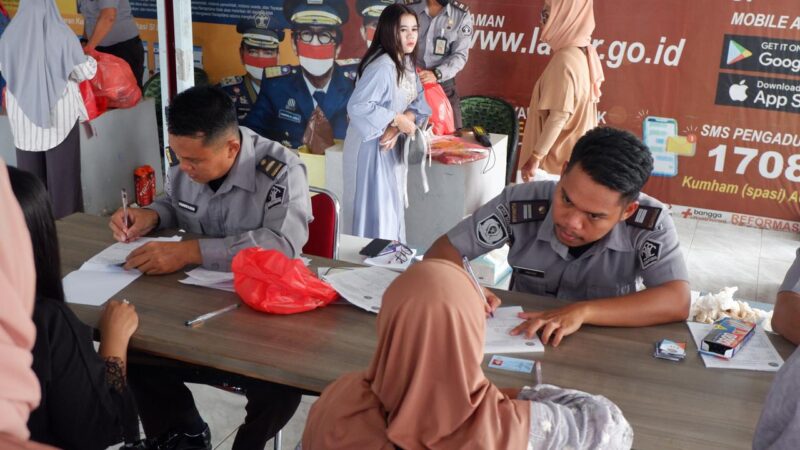 Momen Lebaran Penuh Haru : 1.289 Pengunjung Sambangi Warga Binaan di Lapas Pangkalpinang