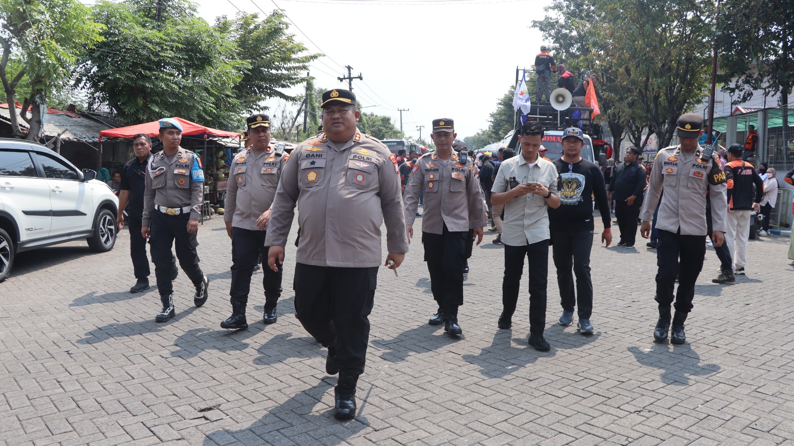 Polisi Lakukan Pengawalan, Peringatan Hari Buruh di Pasuruan Berlangsung Kondusif