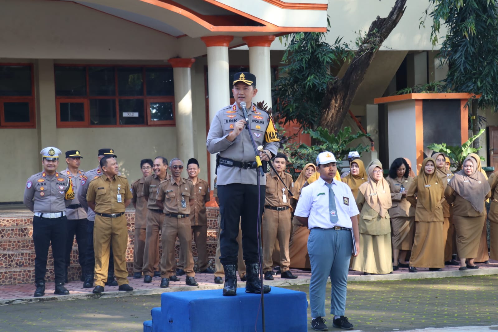Kapolres Magetan Goes to School: Ajak Pelajar Bijak Bermedsos dan Jauhi Narkoba