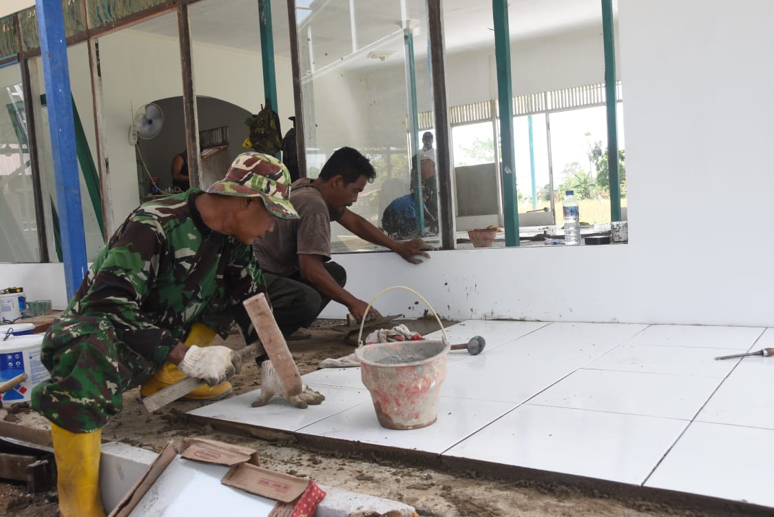 Satgas TMMD Kejar Target Rehab Langgar Darussalam di Pengambau Hilir Luar