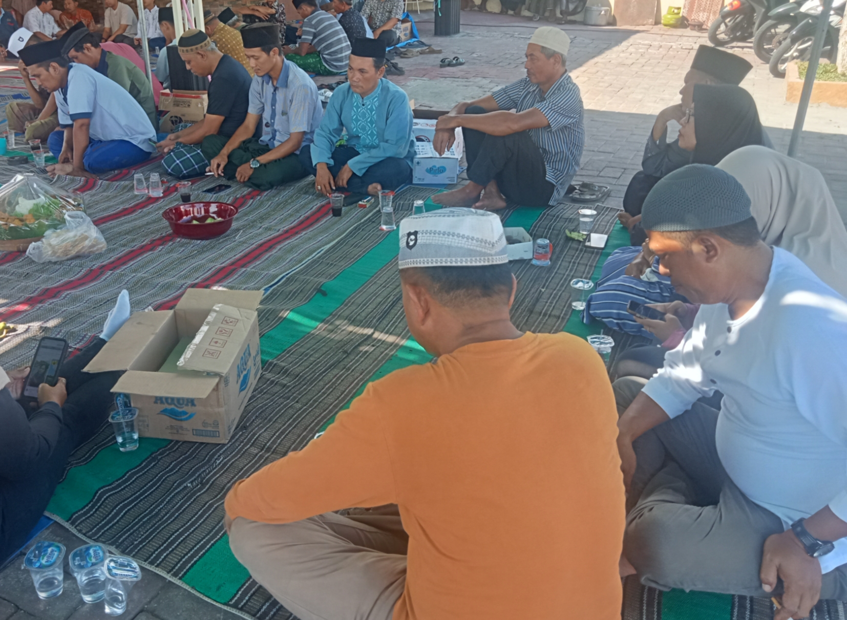Ketua Umum Barracuda Indonesia Gelar Khotmil Qur’an dan Doa Bersama di Pemakaman Umum Mbah Sentono