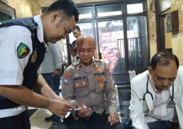 Polres Pelabuhan Tanjung Perak Prioritaskan Kesehatan Personel Melalui Yankesling dan Sosialisasi HMPV