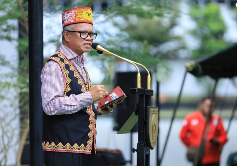 Pererat Persaudaraan, Perkuat Komitmen Kebangsaan, Pangdam VI/Mulawarman Bersilaturahmi Bersama Tokoh Adat Dayak