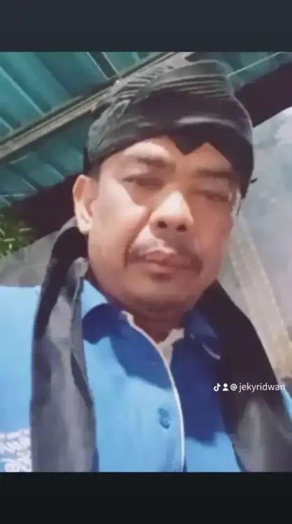 e74e2bc74cc19666ab9dd8fa44cf7462