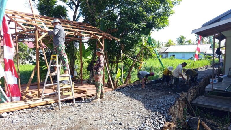Satgas TMMD ke-125 Kodim 1007/Banjarmasin Pasang Tiang Pos Kamling di Kuin Kecil