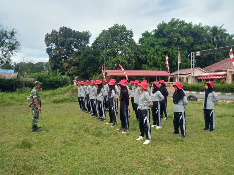 Babinsa Koramil 1008-04/Tanta Latih Paskibraka Kecamatan Tanta Jelang HUT RI ke-80