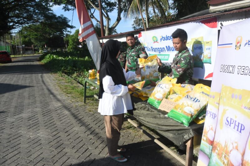 Beras dan Minyak Goreng Murah Warnai Peringatan HUT RI di Hulu Sungai Tengah