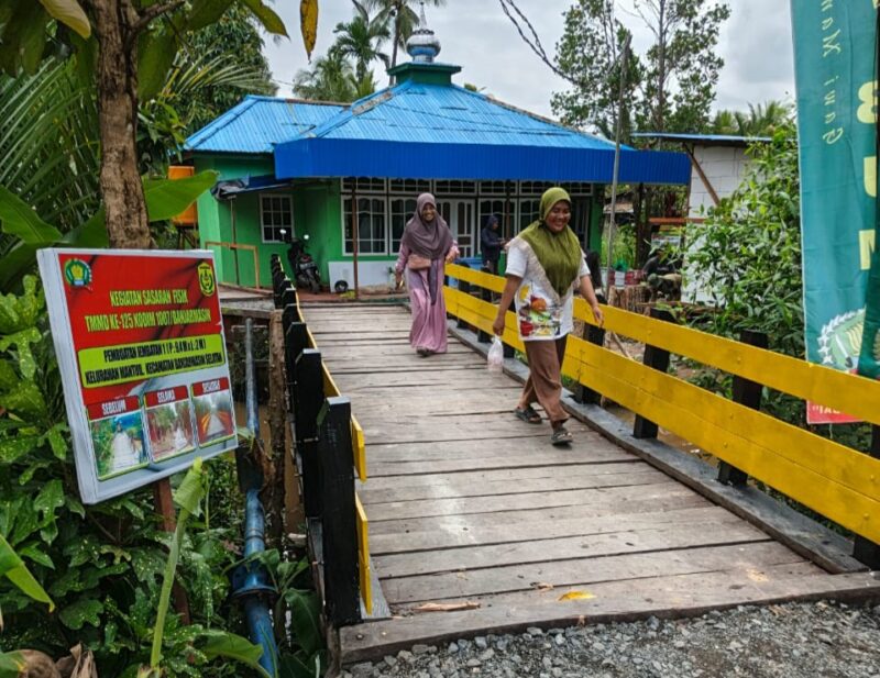 Senyum Bahagia Warga Kuin Kecil, Jembatan TMMD Kini Bisa Dilalui