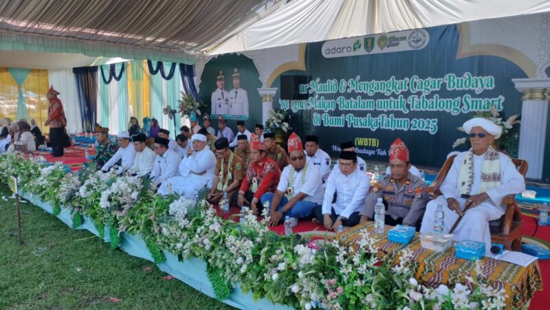 Koramil 1008/Tabalong Hadir di Tengah Masyarakat, Meriahkan Tradisi Religius Makan Batalam untuk Tabalong Smart 2025