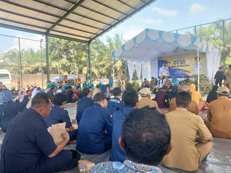 Kolaborasi TNI dan Pemkab Tabalong Sukseskan Layanan Publik Terpadu di Desa Hayup