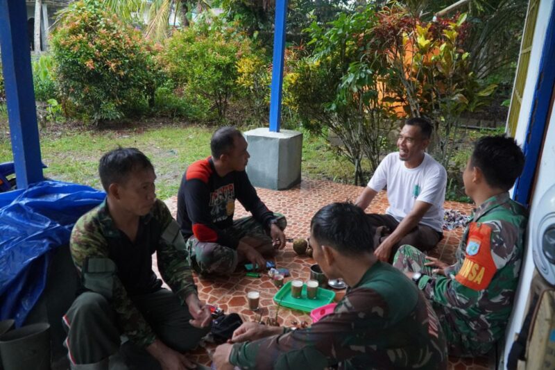 Komsos Merupakan Bagian dari Pendekatan Satgas TMMD ke-126 Kodim 1208/Sambas