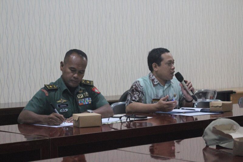 Kasdim 1009/Tla Menghadiri Rakor Pendataan Lahan Rencana Pembangunan Gerai Koperasi Merah Putih