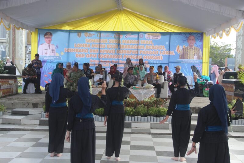 Dandim 1008/Tabalong Dampingi Bupati pada Kegiatan Semarak Suka Makan Ikan dan GPM 2025