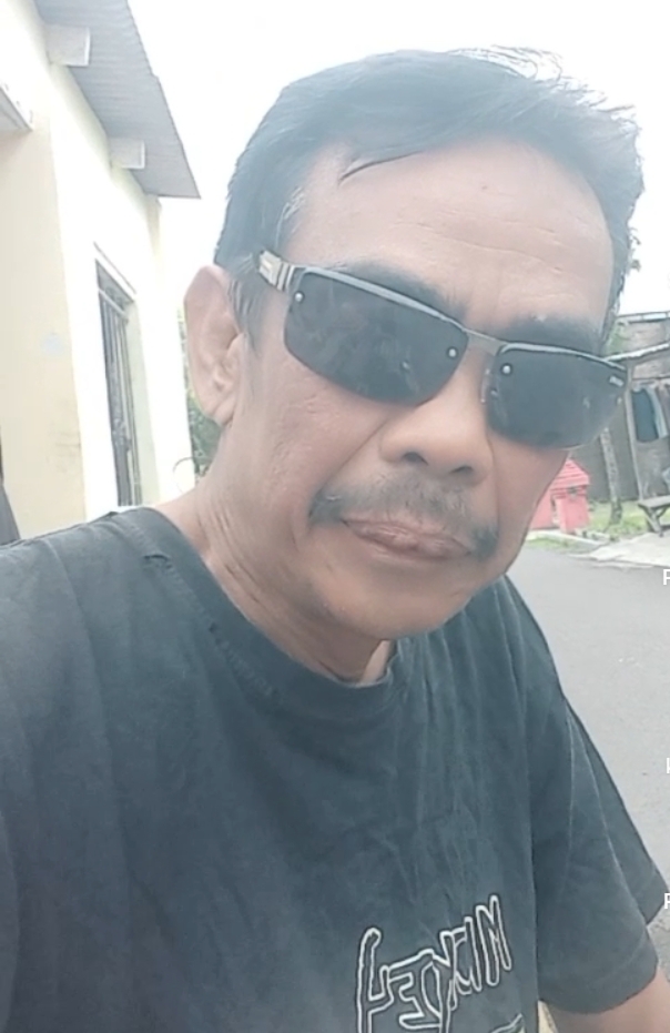 Runtuh Tapi Tetap Tumbuh: Ungkapan Reflektif Pimpinan Redaksi target-24jam.com