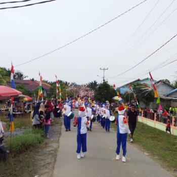 Babinsa Koramil 01/Sambas Hadiri Festival Lomba Seni dan O2SN Tingkat SD di Wilayah Binaan