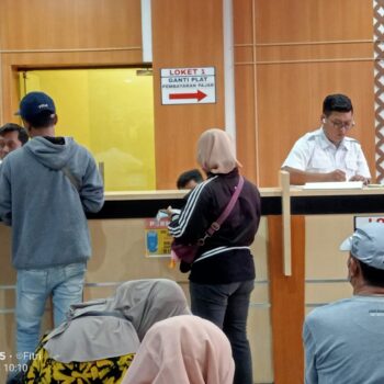 Samsat Mojokerto Kota Hadirkan Program “Polantas Menyapa” untuk Tingkatkan Kualitas Pelayanan Publik